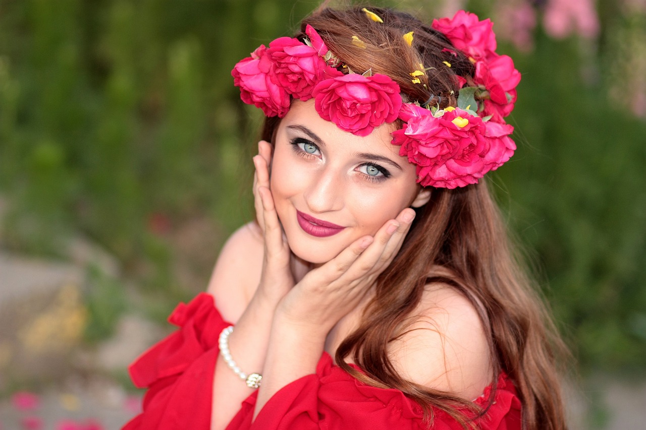 woman-1403458_1280
